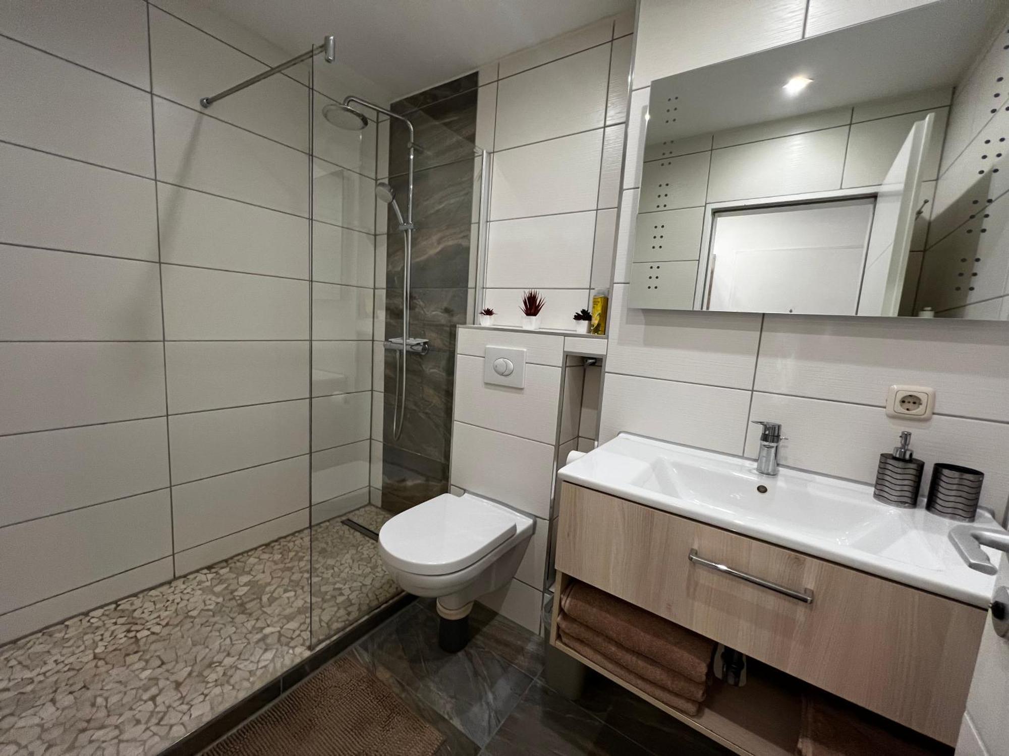 Modern Apartment Augusta Esterno foto